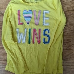 6/25🌺 Carters size 8 long sleeve shirt